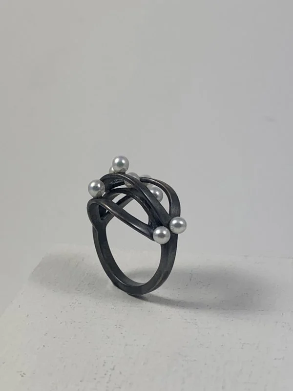 Dotty Ring